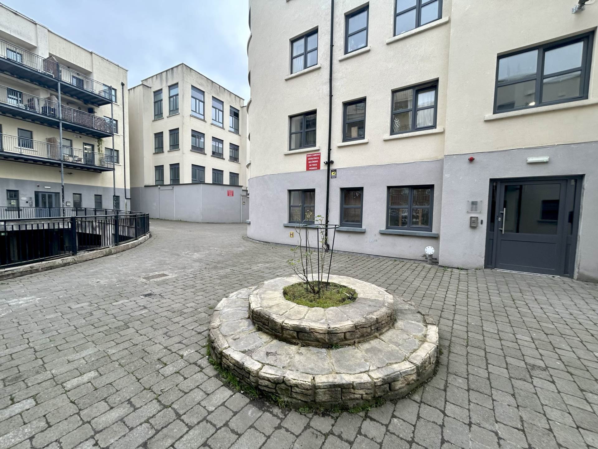 203 Block E, An tSean Mhargadh, Greenlanes, Drogheda, Co. Louth 203 Block E, An tSean Mhargadh, Greenlanes, Drogheda, Co. Louth