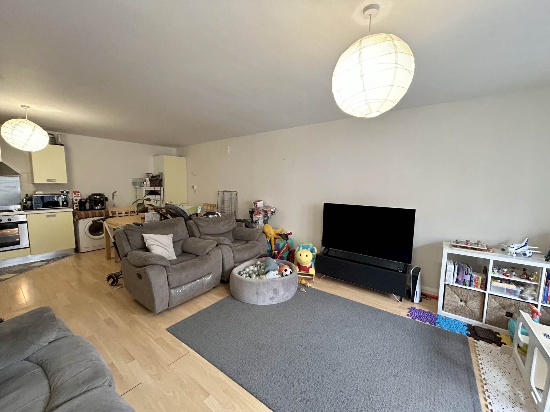 203 Block E, An tSean Mhargadh, Greenlanes, Drogheda, Co. Louth 203 Block E, An tSean Mhargadh, Greenlanes, Drogheda, Co. Louth