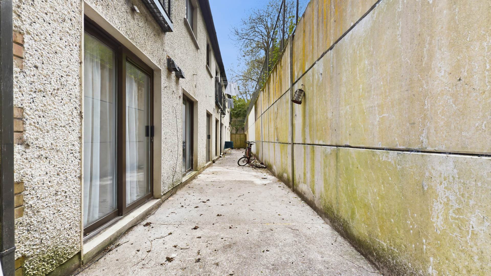 9 The Courtyard, Marsh Road, Drogheda, Co. Louth A92 F211