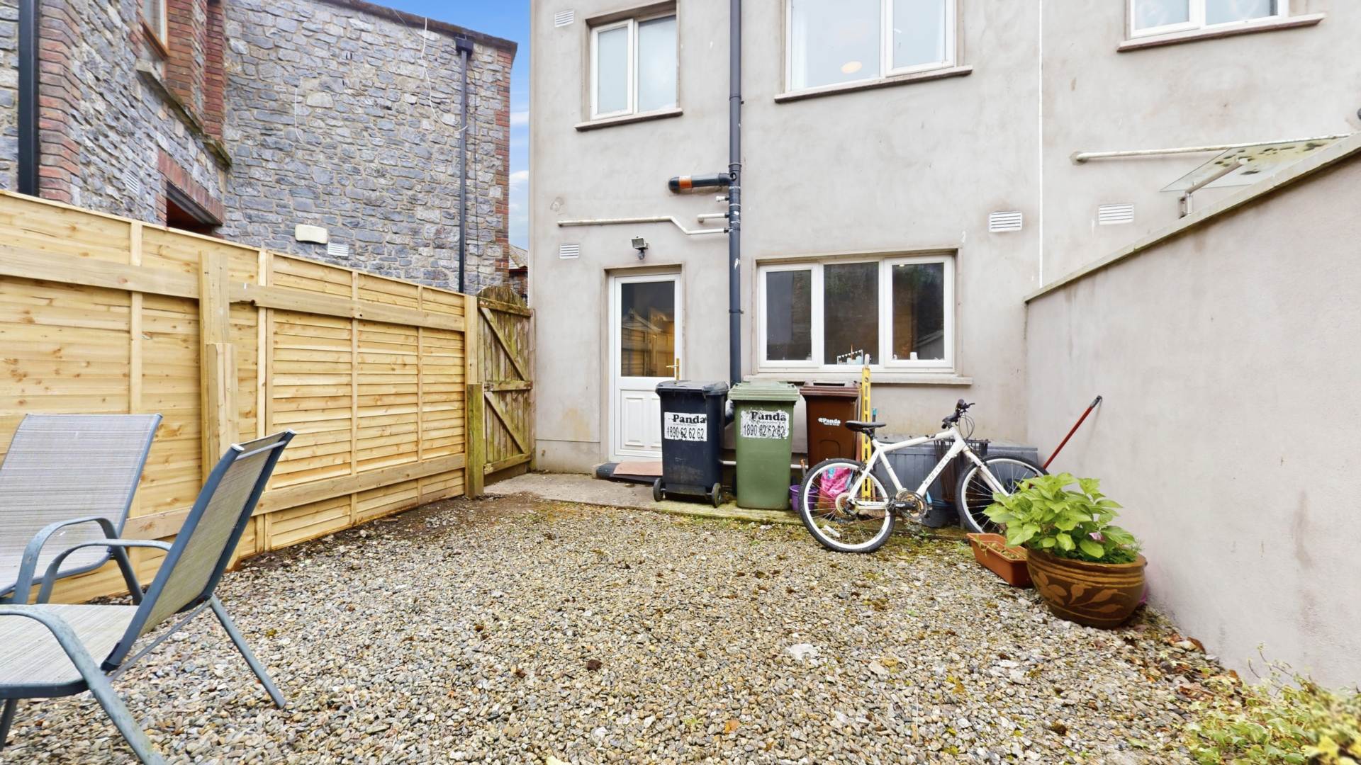 8 Rock Court, The Square, Slane, Co. Meath C15 N2E4 8 Rock Court, The Square, Slane, Co. Meath C15 N2E4