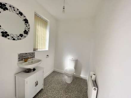 Metcombe Way, Manchester, Image 18