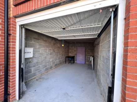 Metcombe Way, Manchester, Image 22