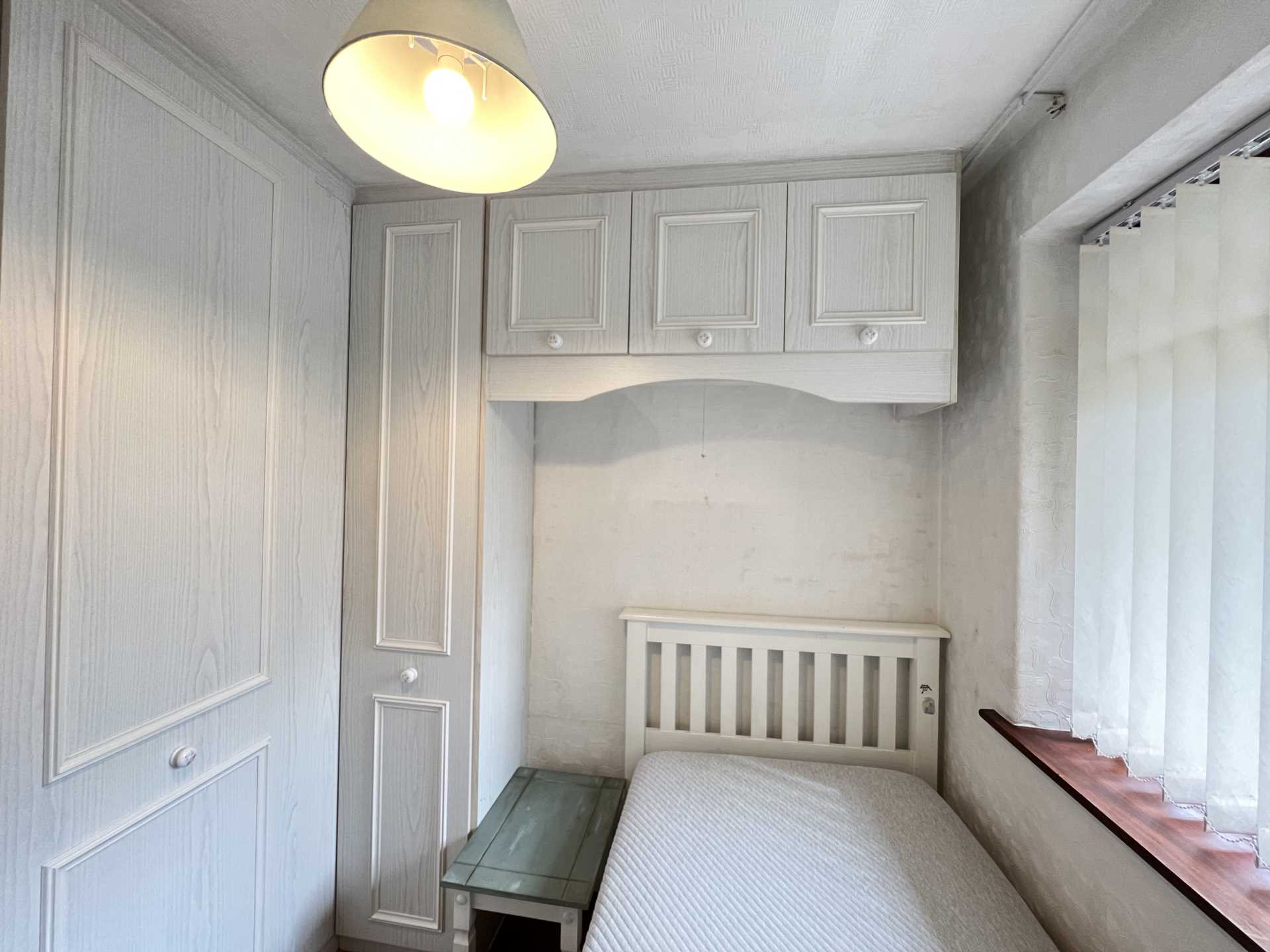 3 bedroom Semi-Detached House Available,Urmstom, Image 13