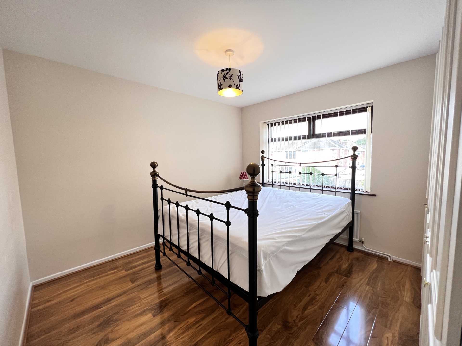 3 bedroom Semi-Detached House Available,Urmstom, Image 17