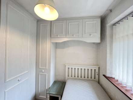 3 bedroom Semi-Detached House Available,Urmstom, Image 13