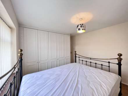 3 bedroom Semi-Detached House Available,Urmstom, Image 19