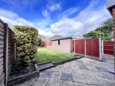 3 bedroom Semi-Detached House Available,Urmstom, Image 20