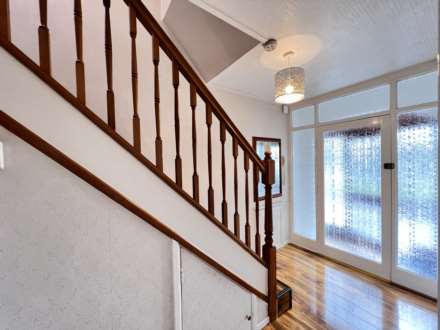 3 bedroom Semi-Detached House Available,Urmstom, Image 3