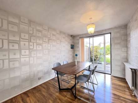 3 bedroom Semi-Detached House Available,Urmstom, Image 4