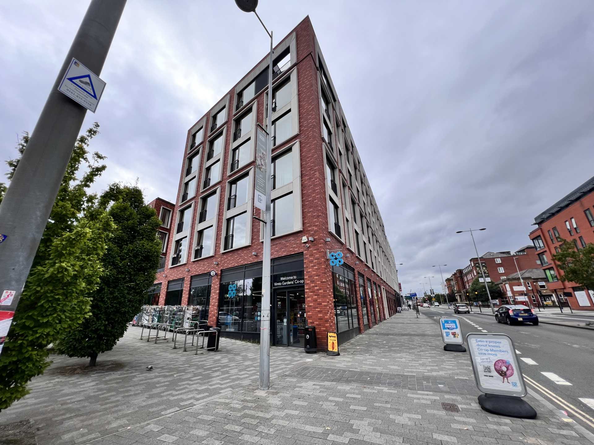 Vimto Gardens, Chapel Street, Manchester (ID# 156), Image 1