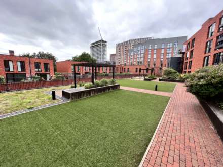 Vimto Gardens, Chapel Street, Manchester (ID# 156), Image 2