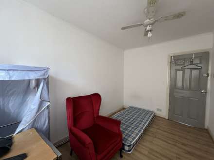 Liverpool Street, Salford, Image 18