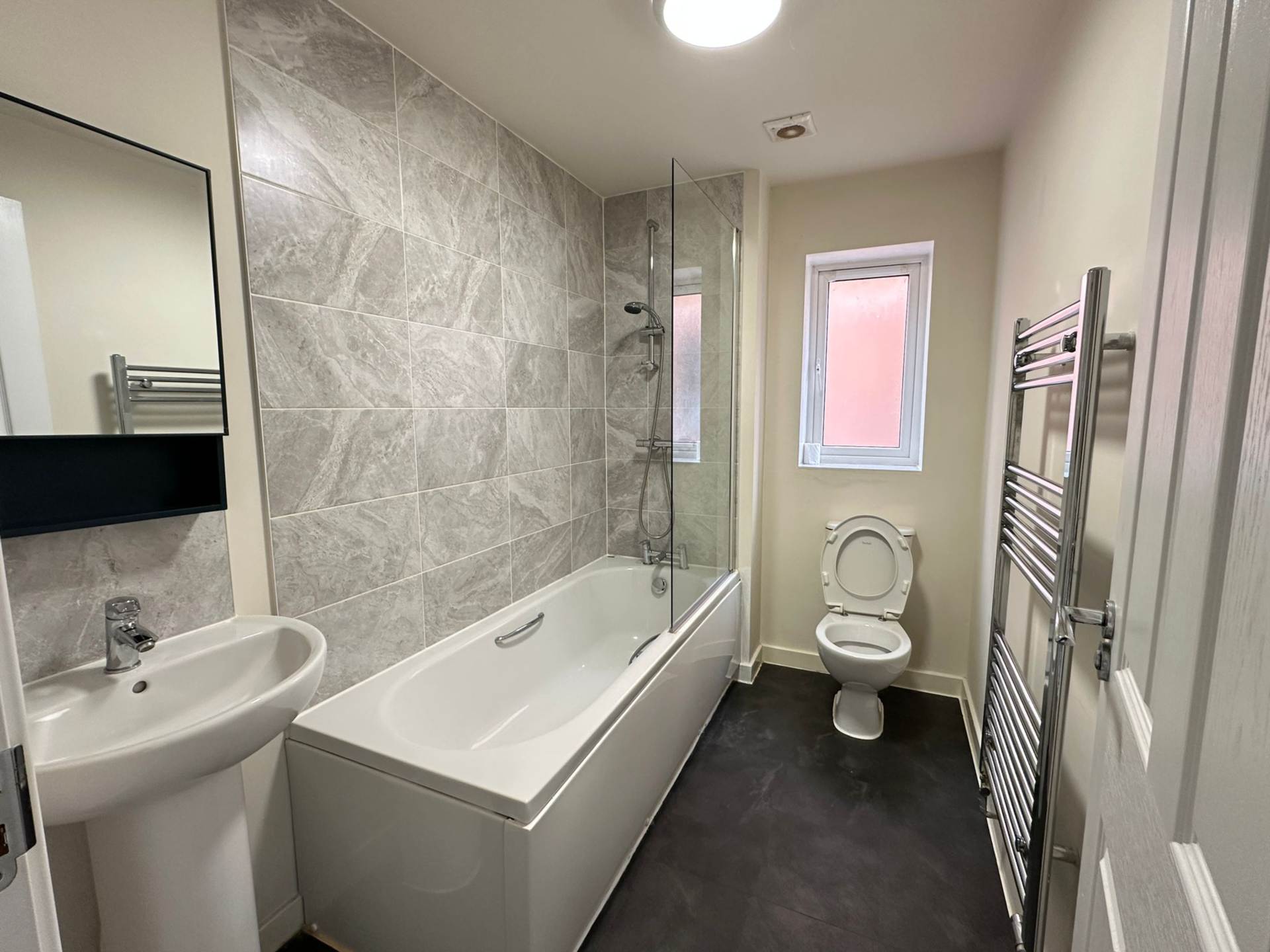 Riverside Way, Salford, Image 12