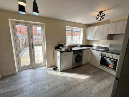 Riverside Way, Salford, Image 5