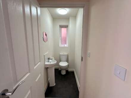 Riverside Way, Salford, Image 6