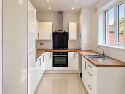 Caldervale Avenue, Chorlton Cum Hardy, Image 11