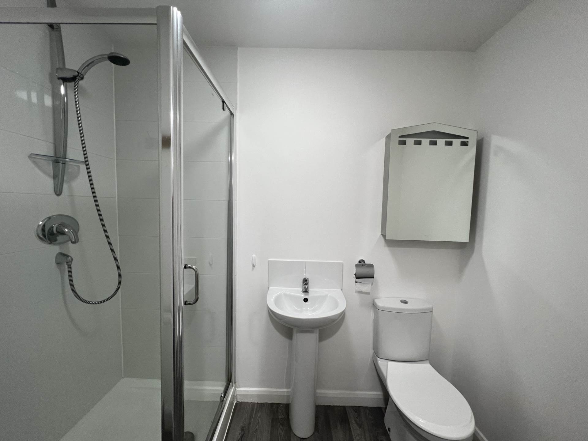 En-suite room, in Gardner Street, Salford, Image 5