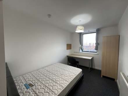 En-suite room, in Gardner Street, Salford, Image 2