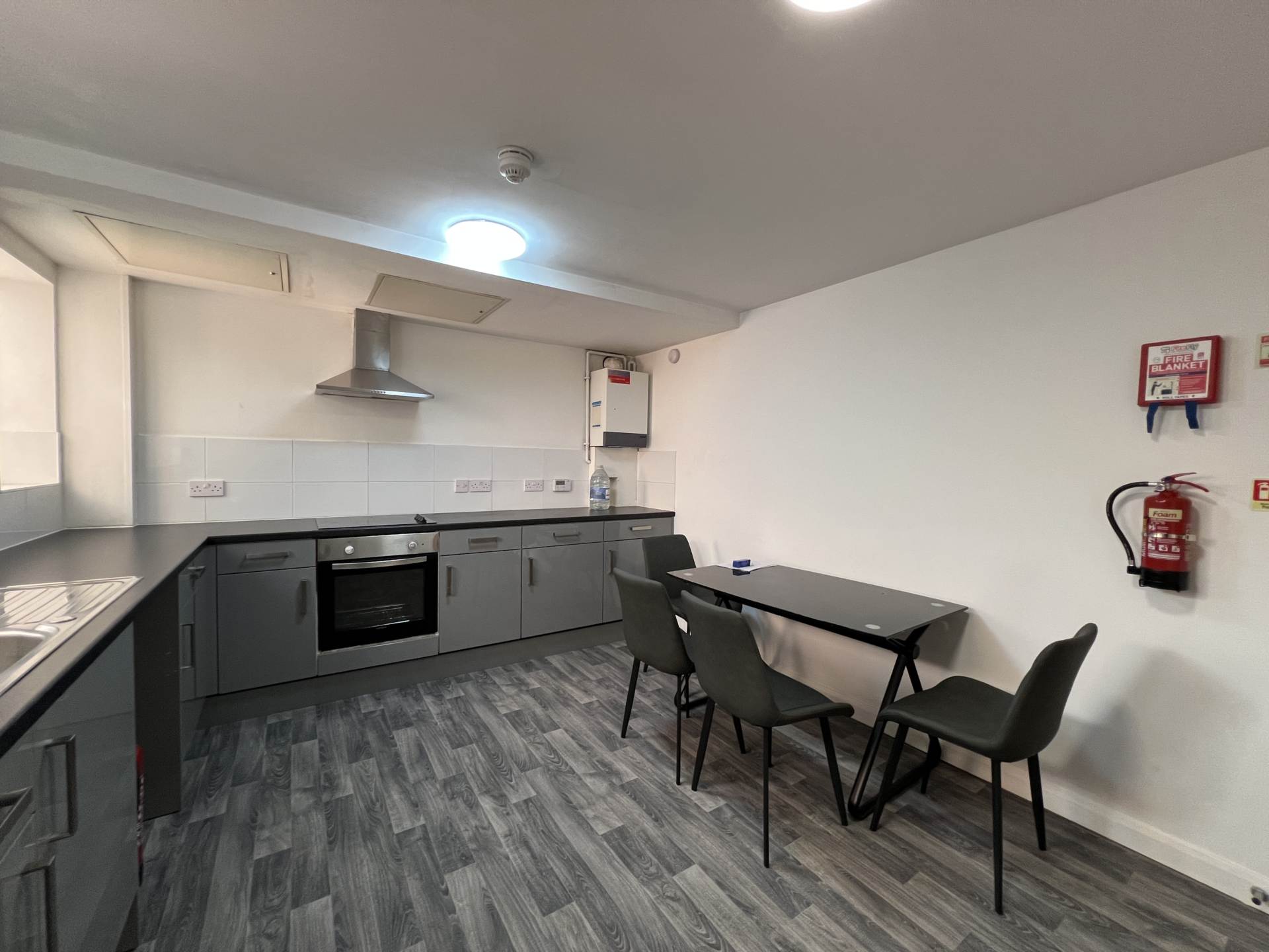 En-suite Room, On Broad Street, Salford (ID# 50), Image 4