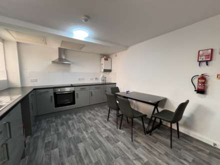 En-suite room, on Broad Street, Salford (ID# 62), Image 6