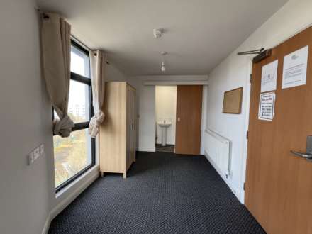 En-suite room, on Board Street, Salford (ID:#63), Image 4