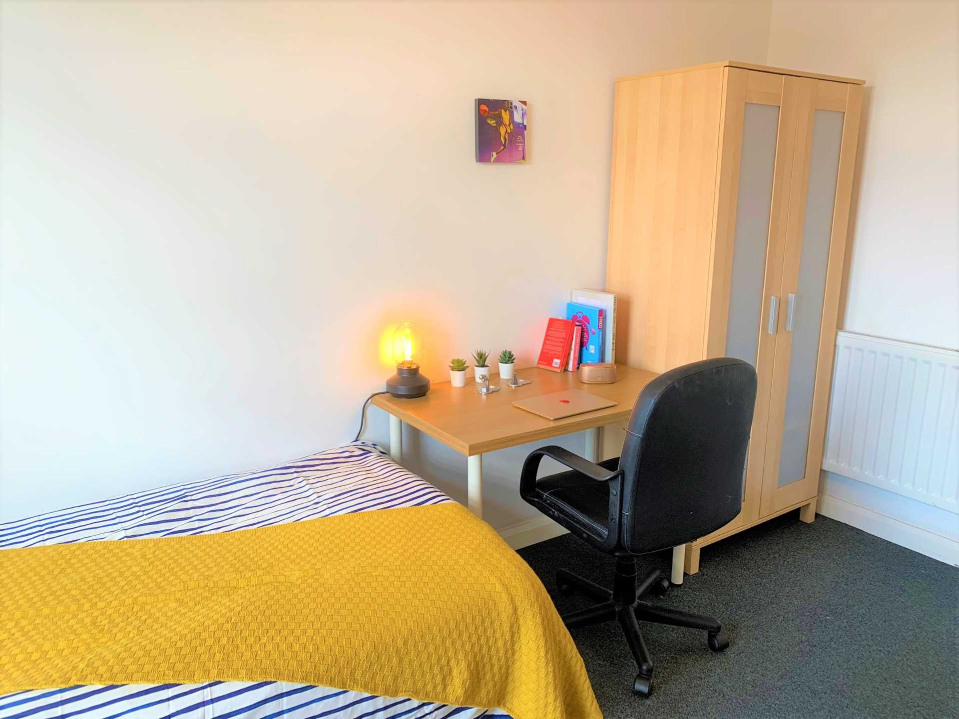 En-suite room, on Board Street, Salford, Image 3