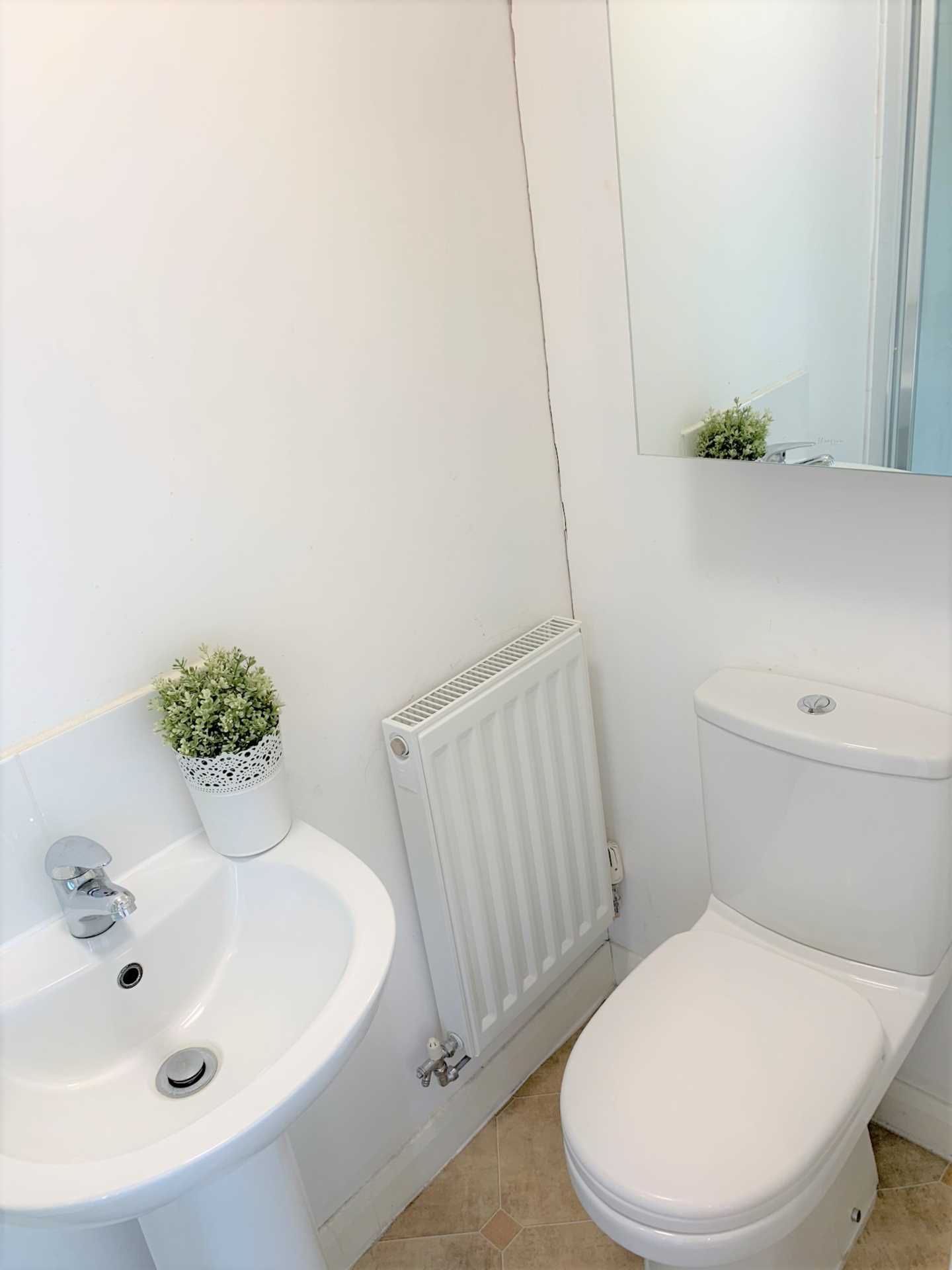 En-suite room, on Board Street, Salford, Image 4