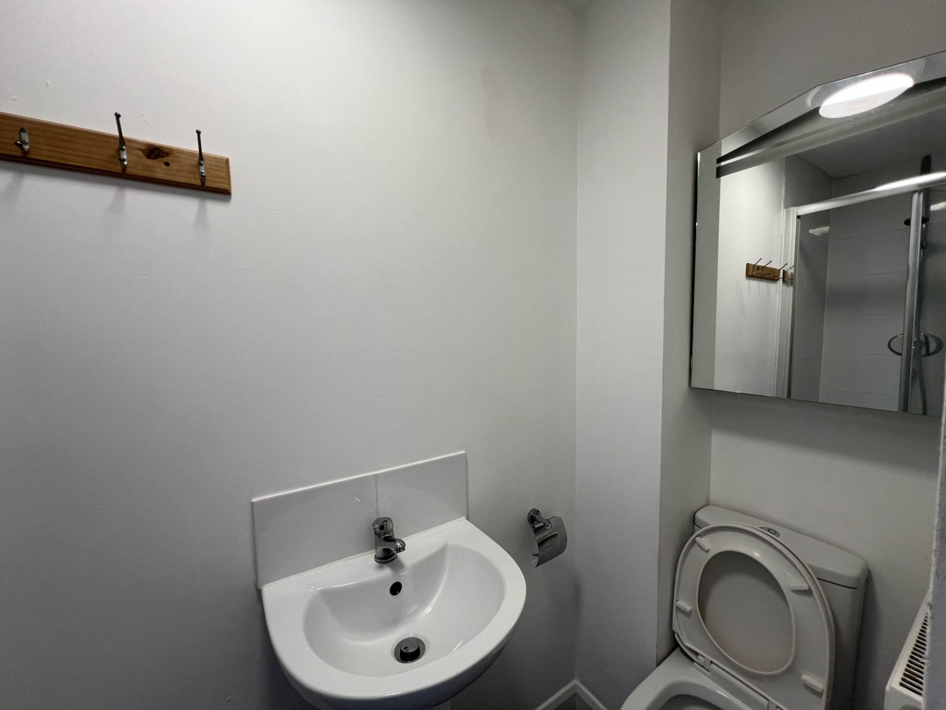 En-suite room, on Board Street, Salford, Image 6