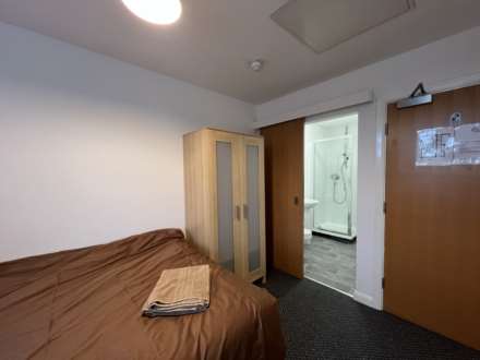 En-suite room, in Gardner Street, Salford, Image 15