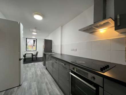 En-suite room, in Gardner Street, Salford, Image 3