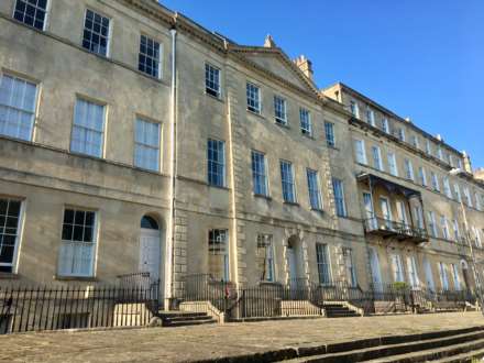 3 Bedroom Apartment, Portland Place, Lansdown