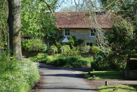 4 Bedroom Country House, Galhampton, Nr Castle Cary