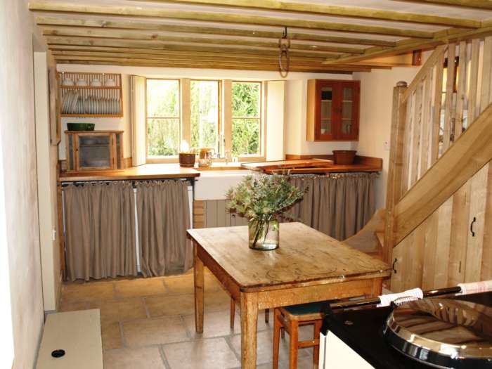 Upton Noble, Image 4