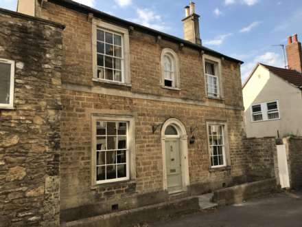 4 Bedroom Detached, Wine Street, Frome