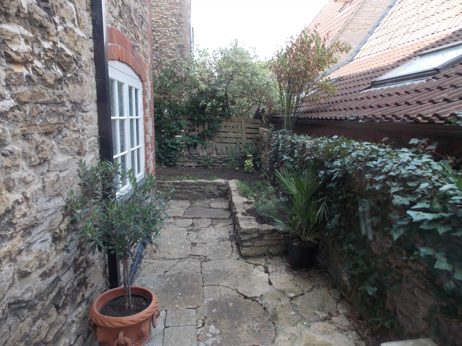 North Parade, Frome, Image 7