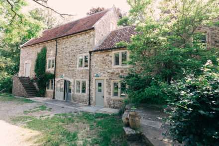 4 Bedroom Semi-Detached, Mill Lane, Coleford