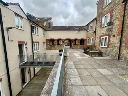 Vineys Yard, Bruton