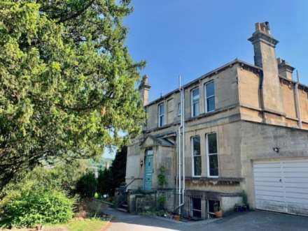 6 Bedroom Town House, Claremont Road, Bath