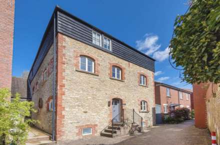 4 Bedroom Detached, The Old Brewery, Rode