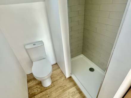 Deverill Rd, Warminster, Image 14