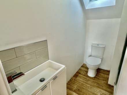 Deverill Rd, Warminster, Image 15