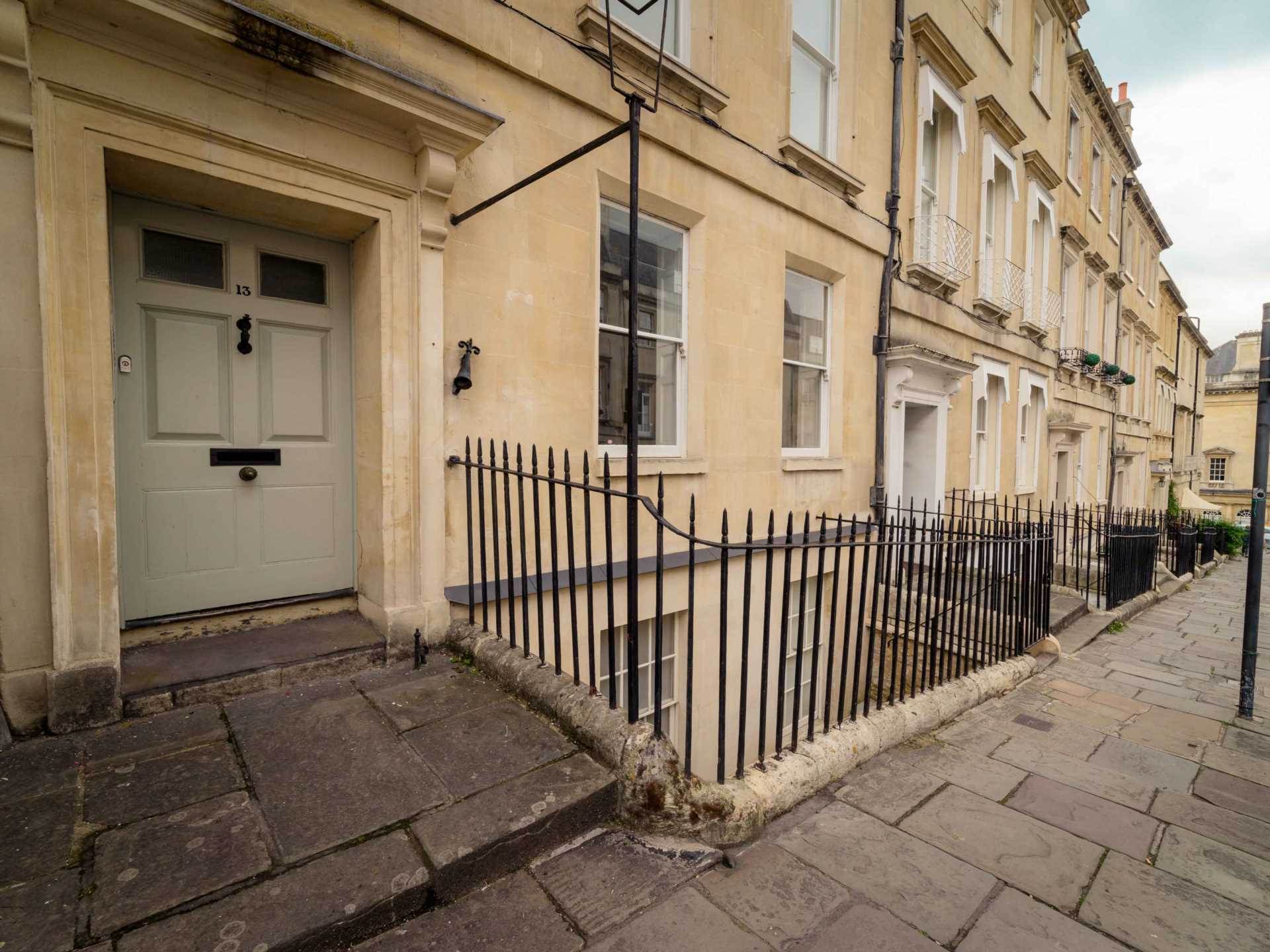 Russell Street, Bath, Image 1