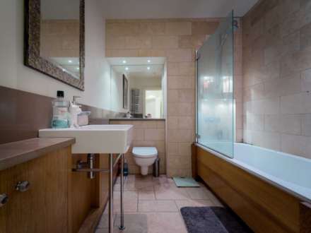 Russell Street, Bath, Image 7