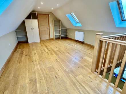 Charnage, Mere, Image 5