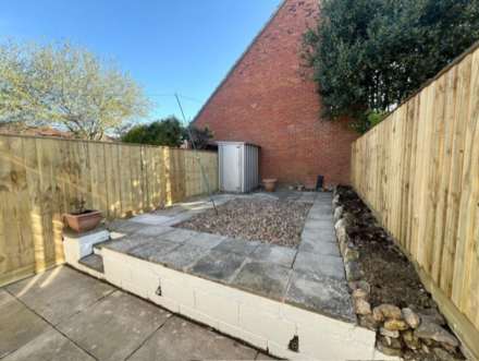 Nightingale Avenue, Frome, Image 12