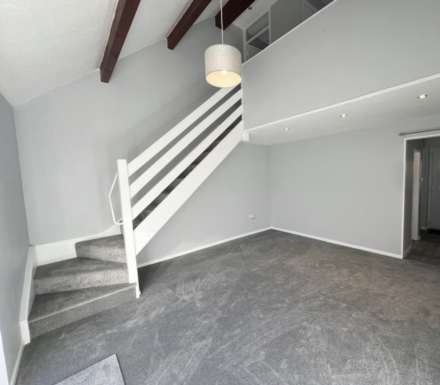 Nightingale Avenue, Frome, Image 6