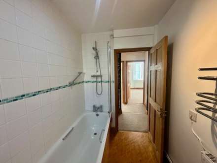 Catherine Street, Image 13