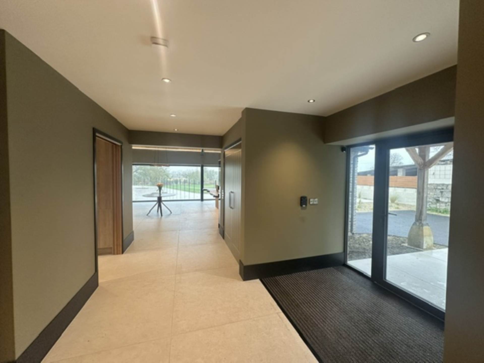 Wearne, Image 3