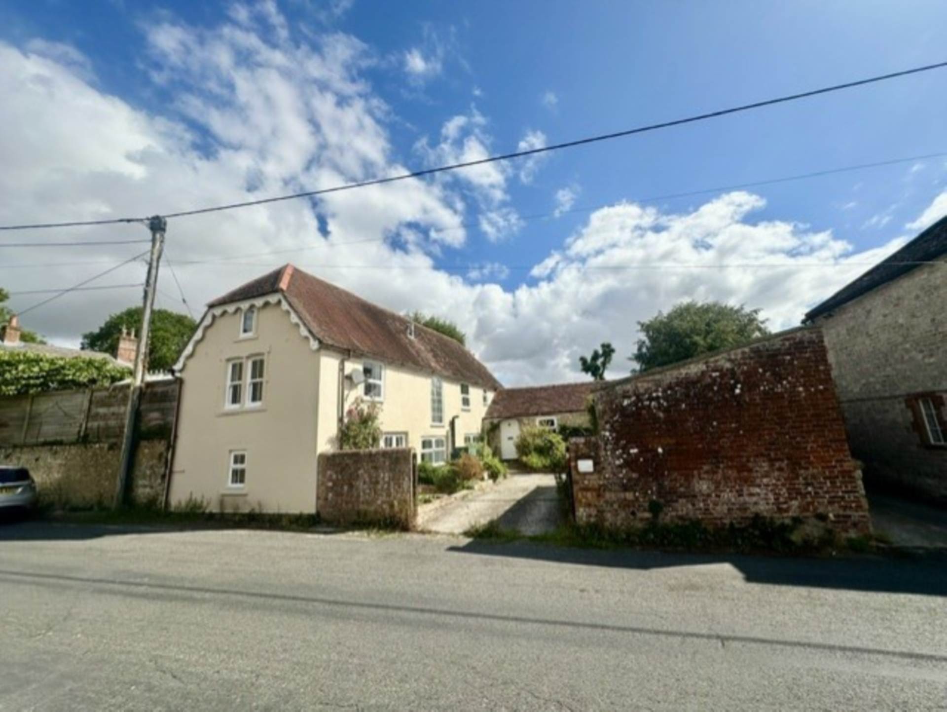 Sutton Veny, Warminster, Image 24