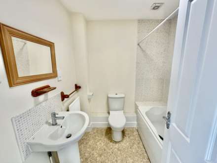 Wallington Way, Frome, Image 11